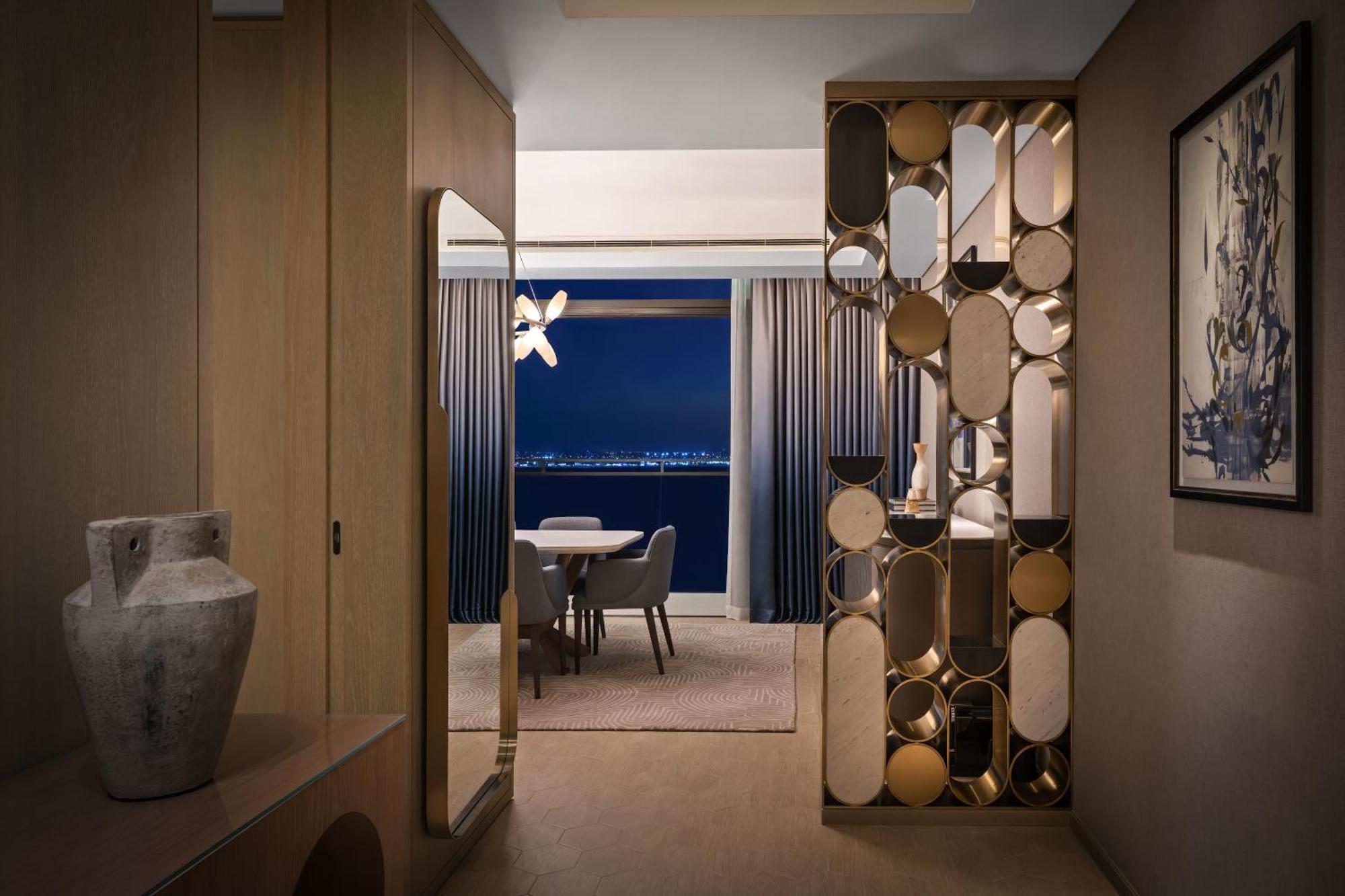Palace Dubai Creek Harbour Eksteriør billede Interior of a suite